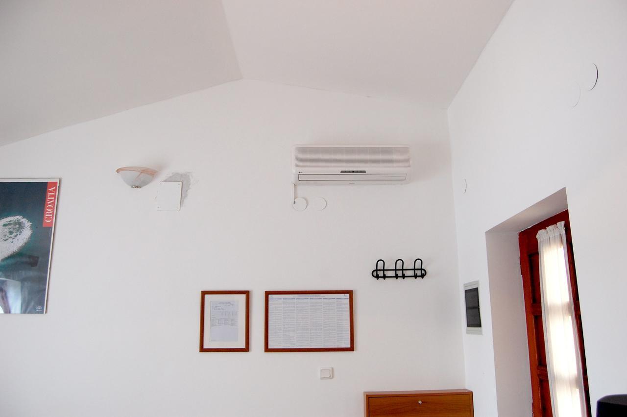 Apartments Myadria Malinska Dış mekan fotoğraf