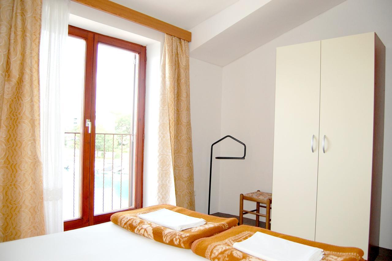 Apartments Myadria Malinska Dış mekan fotoğraf